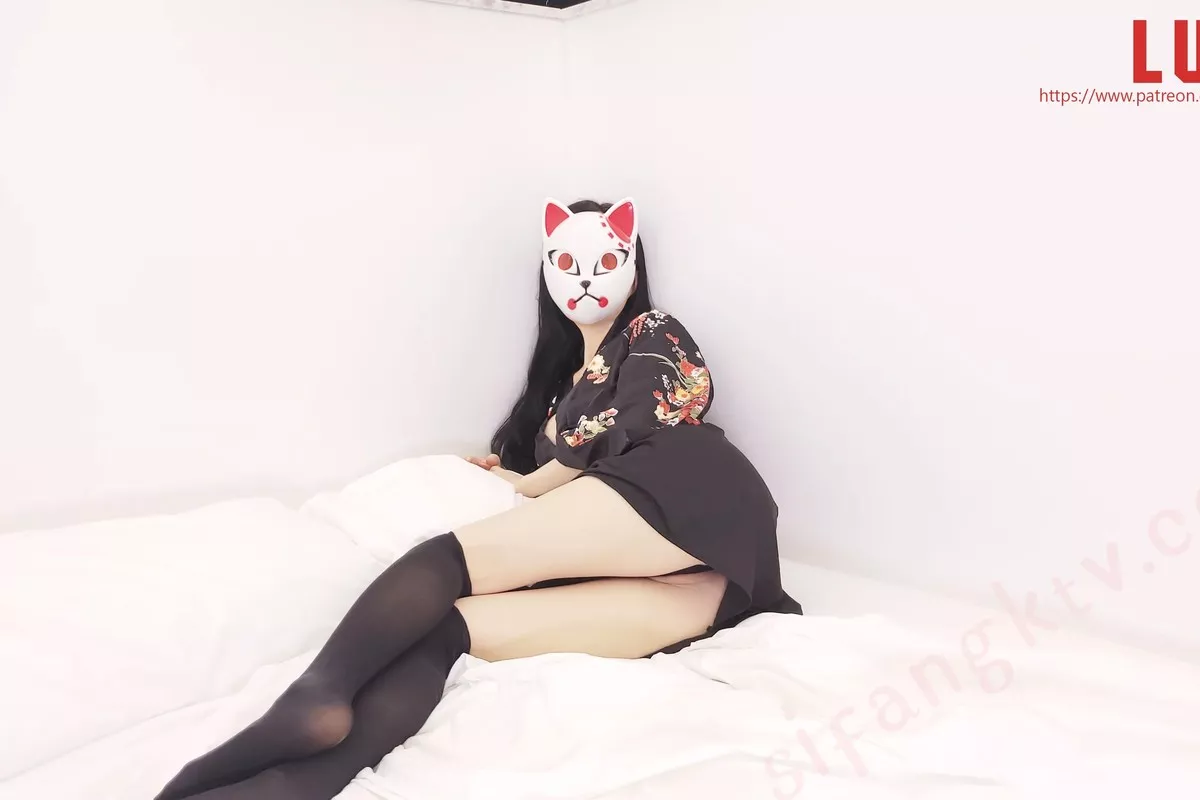 极品韩国网红@luet 尺度私拍视图新作合集 [54V74P_2.89GB]